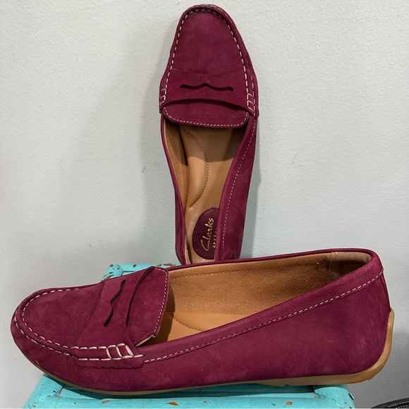Clarks Shoes - Clarks Artisan Suede Leather Penny Loafer Driving Moccasins Size 9